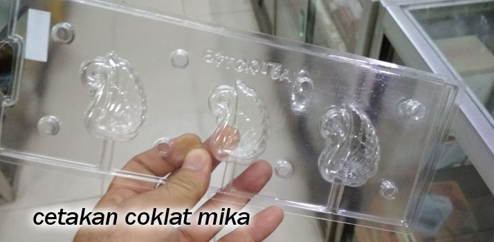 Cetakan coklat mika murah